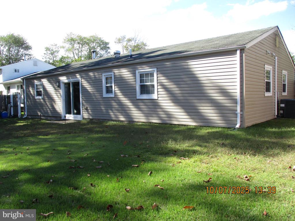 153 OAKLEAF DRIVE
