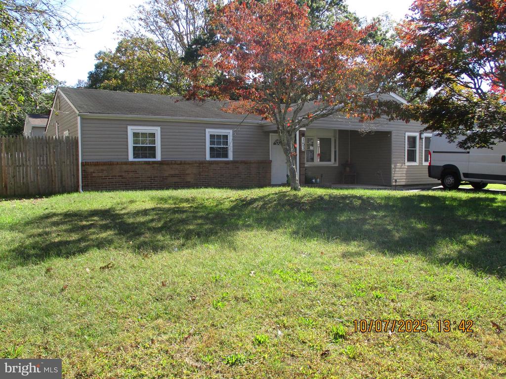 153 OAKLEAF DRIVE