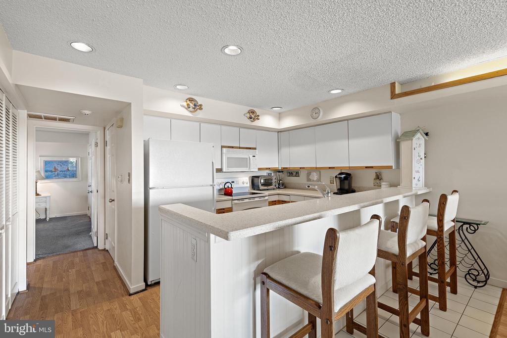 1001 OCEAN Unit: 1012