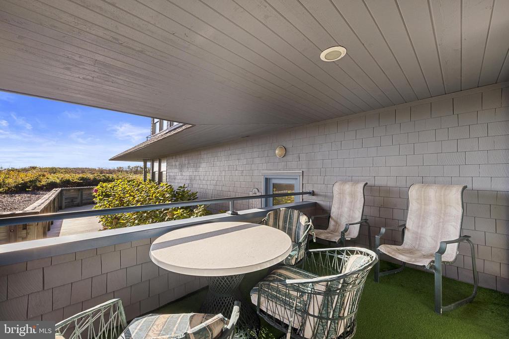 1001 OCEAN Unit: 1012