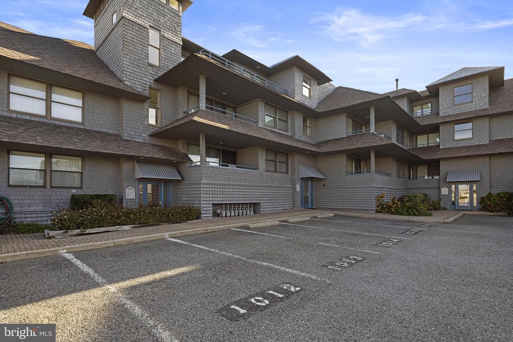 1001 OCEAN Unit: 1012
