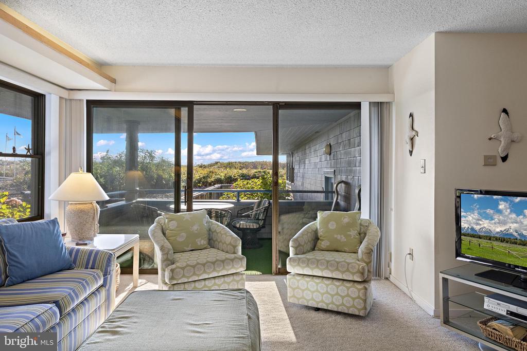 1001 OCEAN Unit: 1012