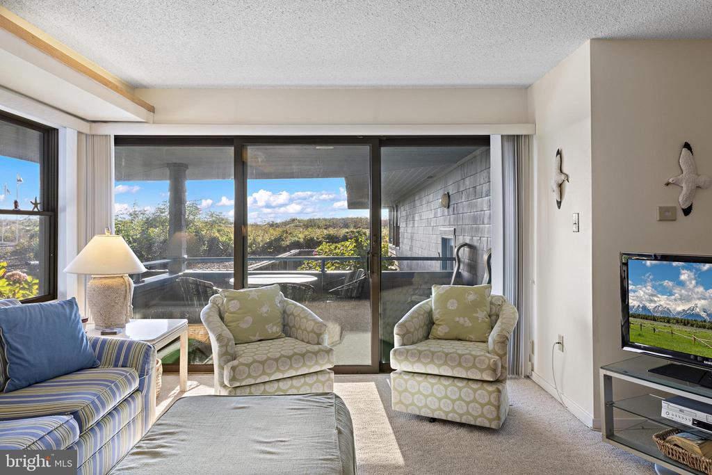 1001 OCEAN Unit: 1012