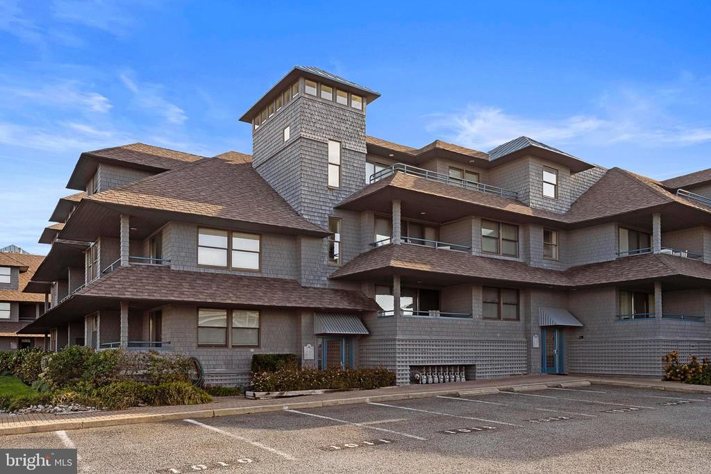 1001 OCEAN Unit: 1012