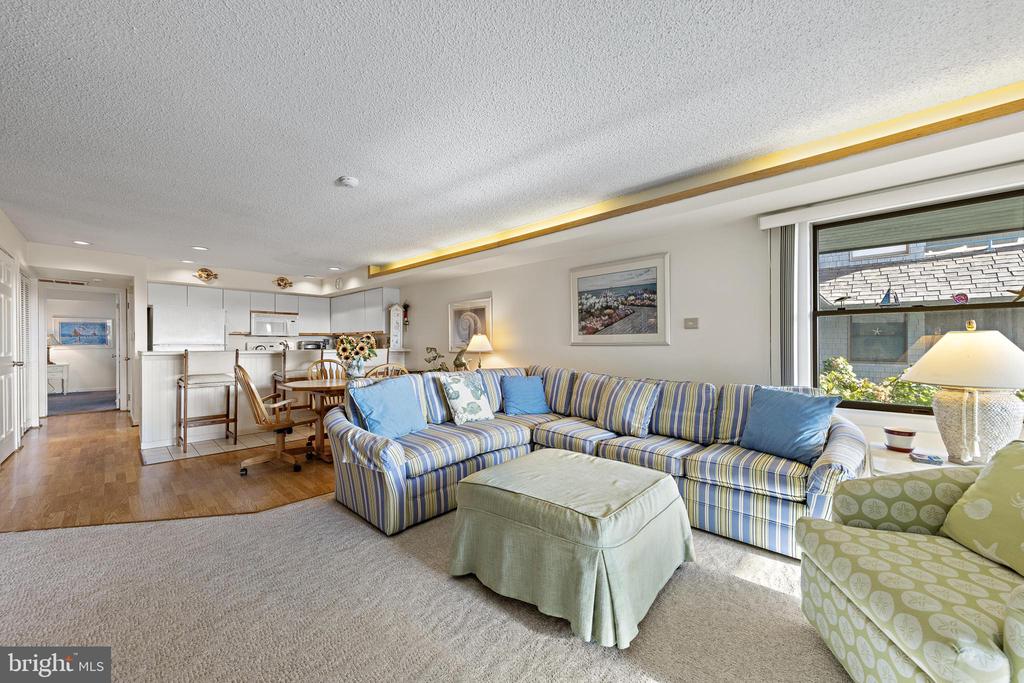 1001 OCEAN Unit: 1012