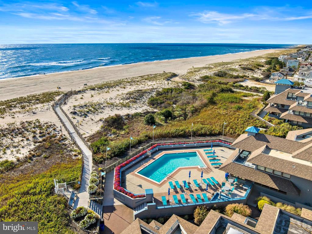 1001 OCEAN Unit: 1012