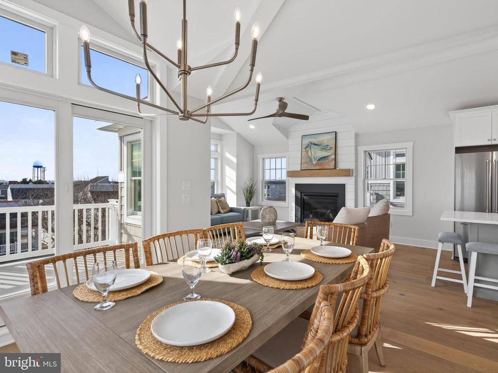 7 W COHASSET ROAD