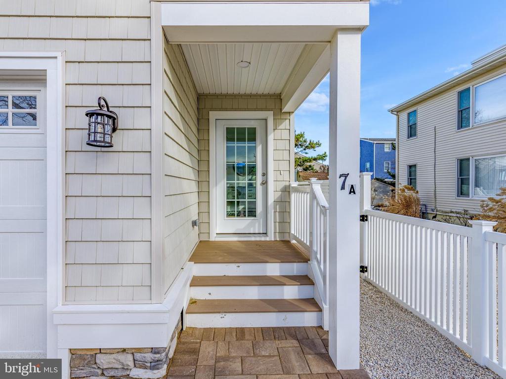 7 W COHASSET ROAD
