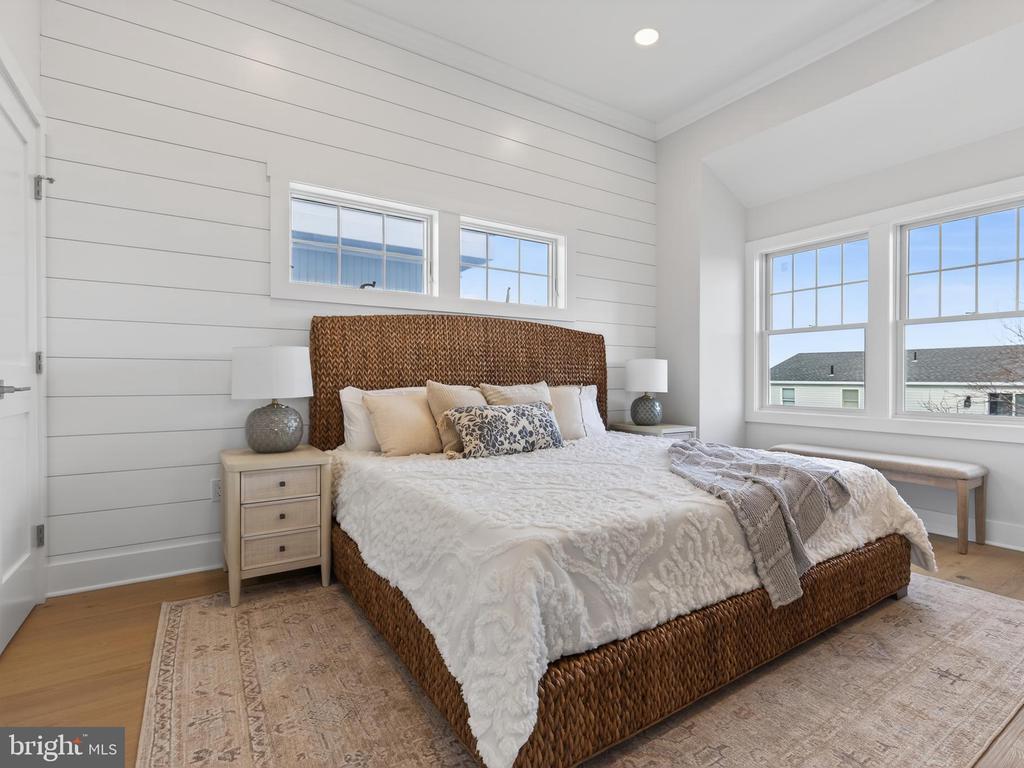7 W COHASSET ROAD