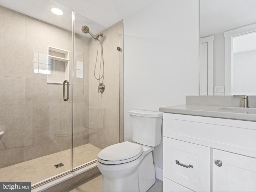 7 W COHASSET ROAD