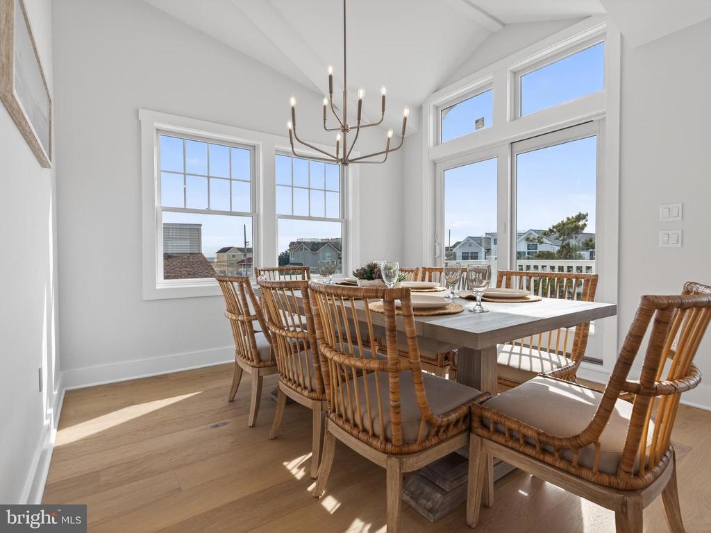 7 W COHASSET ROAD