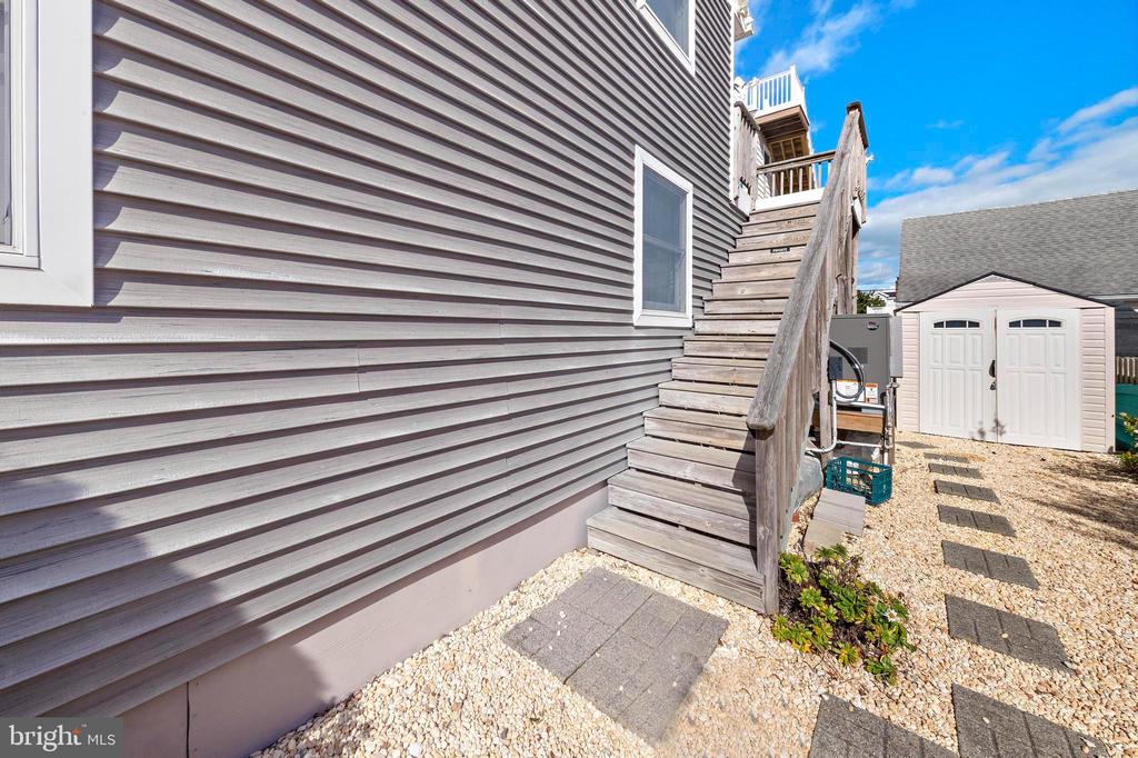 13 W JOAN ROAD Unit: 2