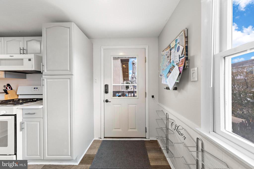 13 W JOAN ROAD Unit: 2