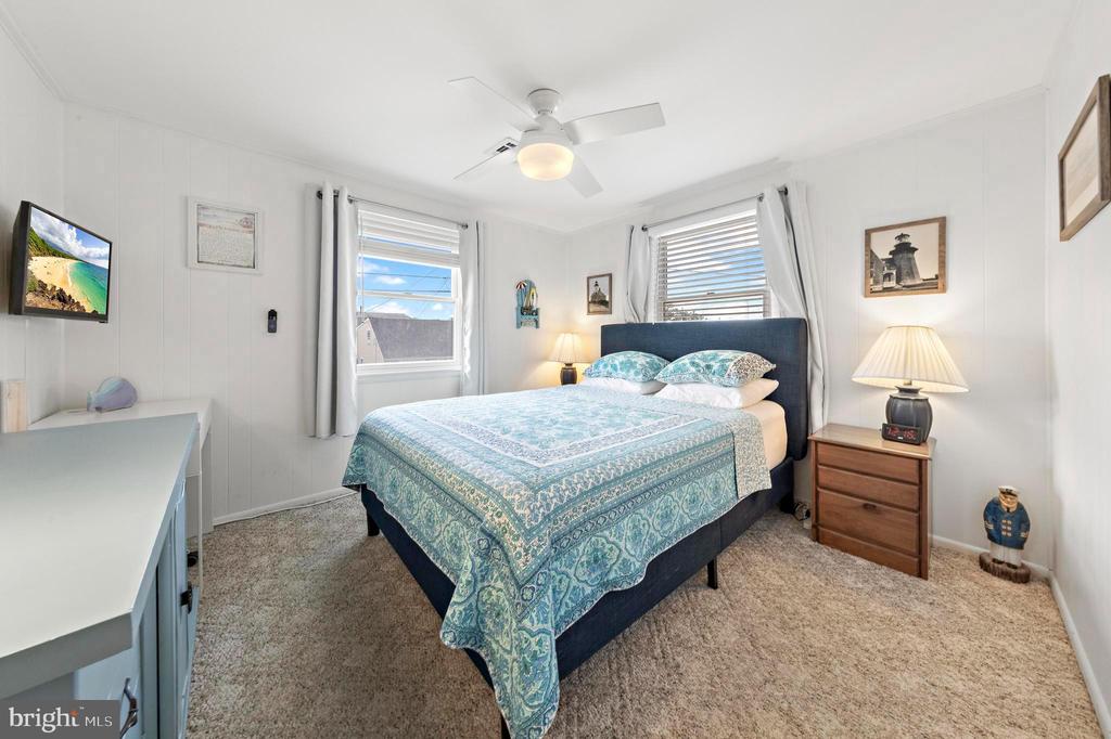 13 W JOAN ROAD Unit: 2
