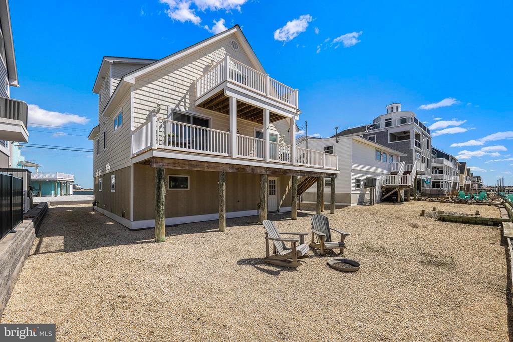 27 PARKER ROAD