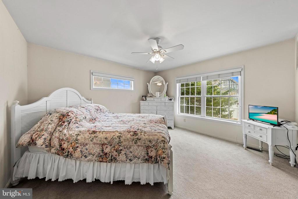 6412 U-A LONG BEACH BOULEVARD
