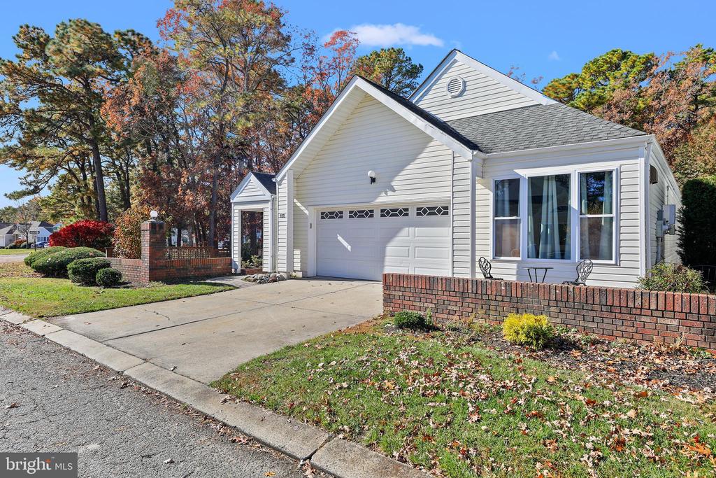 100 DEERFIELD DRIVE