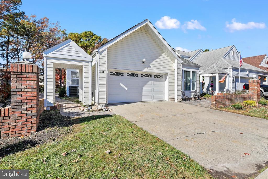 100 DEERFIELD DRIVE