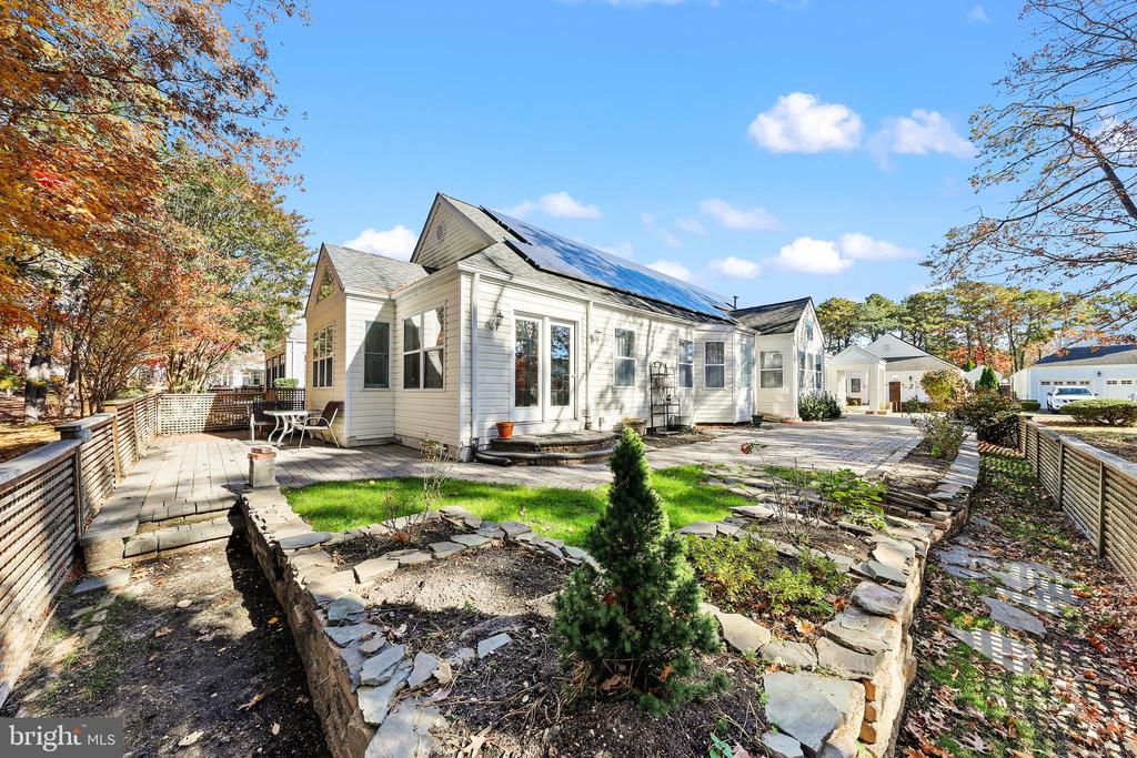 100 DEERFIELD DRIVE