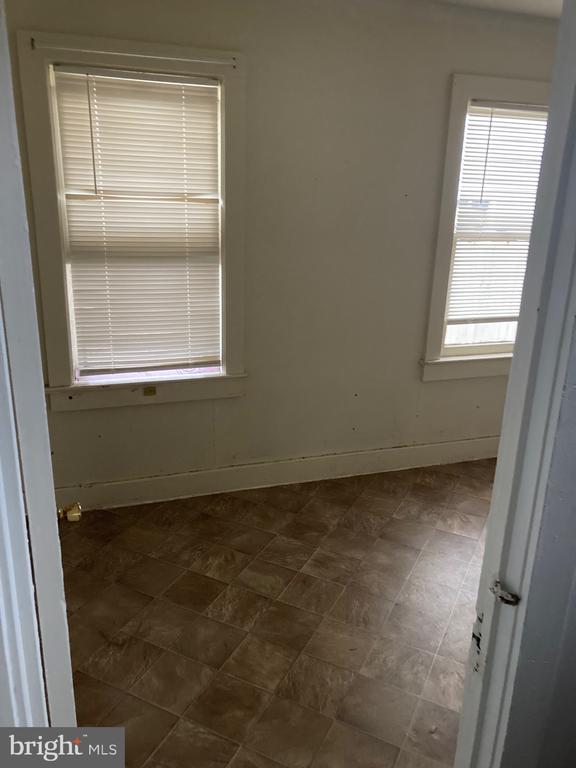 2109 CENTRAL AVENUE
