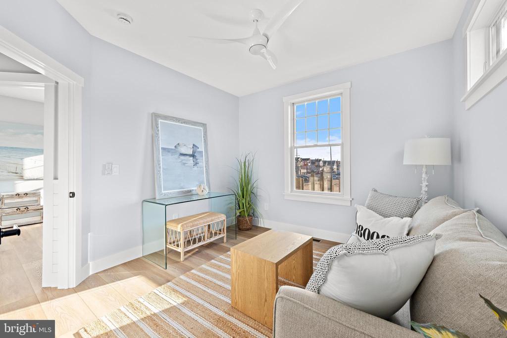 322 THIRD STREET