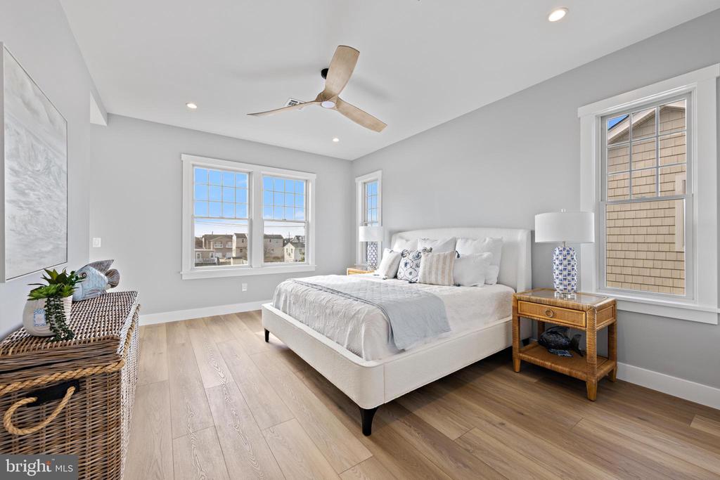 322 THIRD STREET