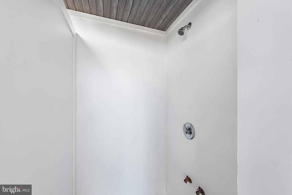 322 THIRD STREET