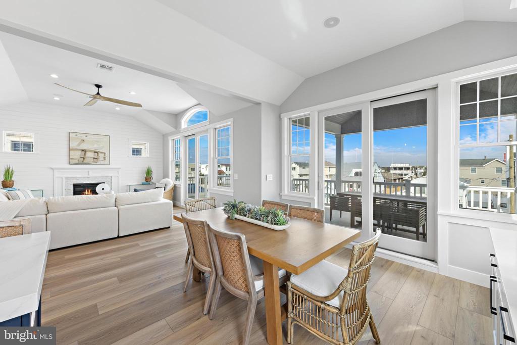 322 THIRD STREET