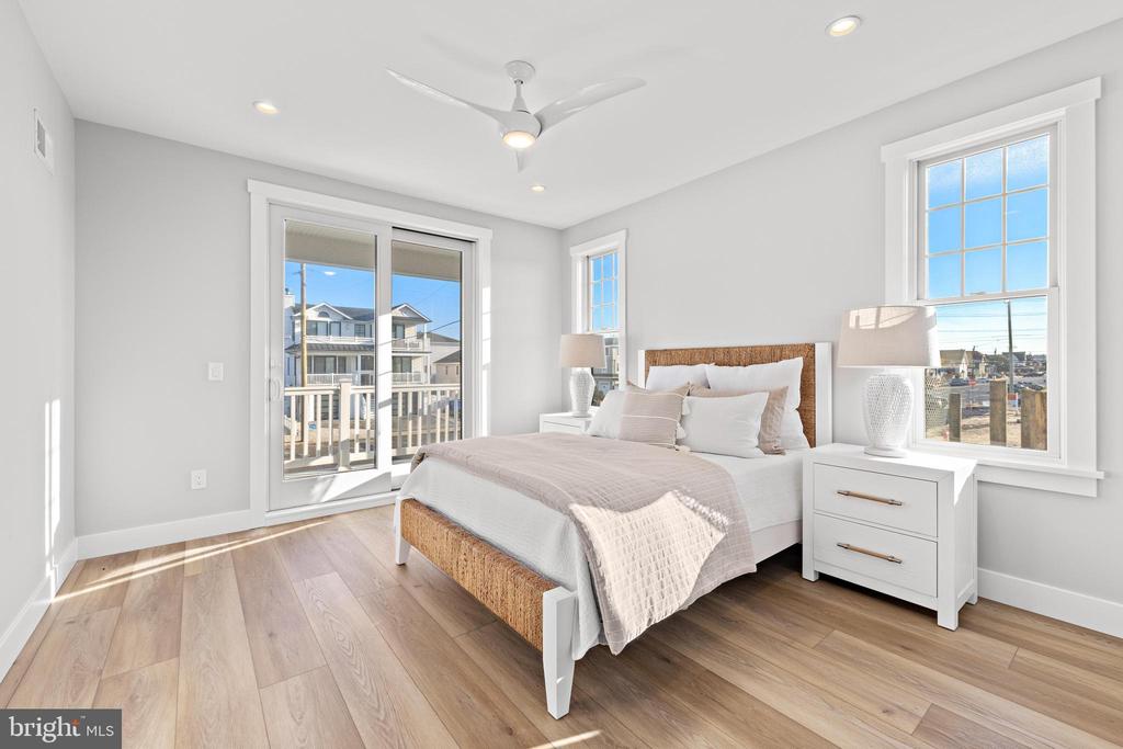 322 THIRD STREET