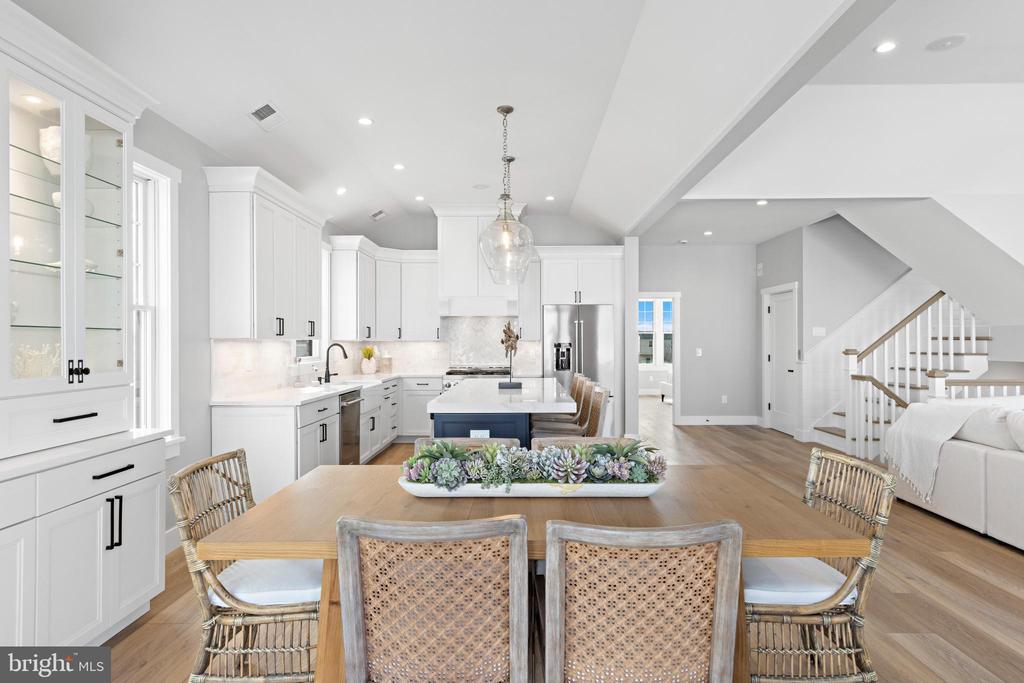 322 THIRD STREET