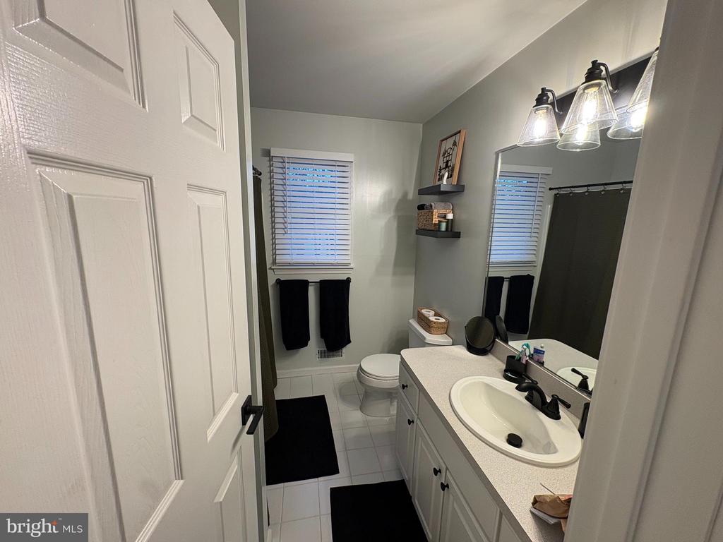 310 WINDING OAK TRAIL