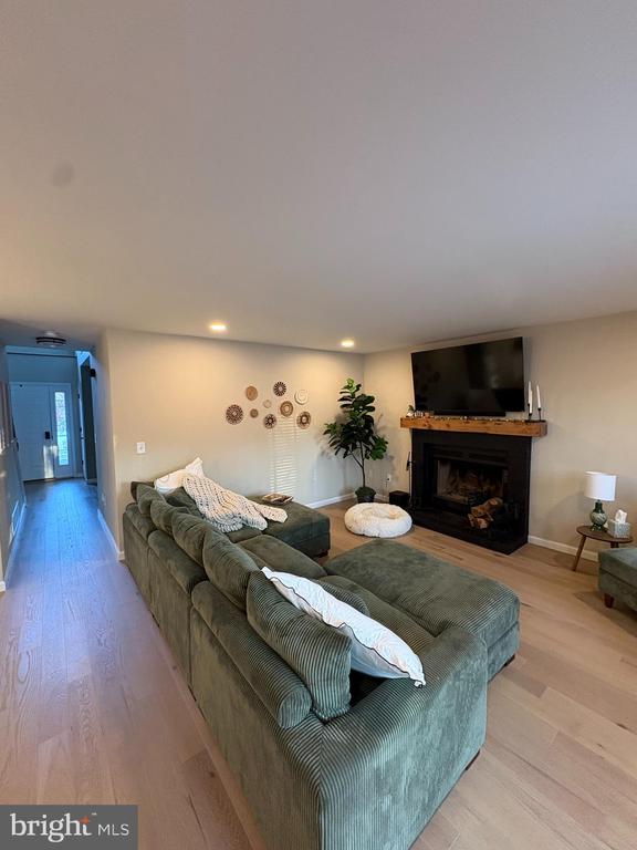 310 WINDING OAK TRAIL