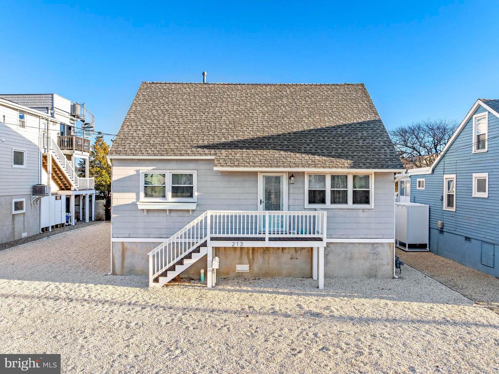 213 13TH STREET