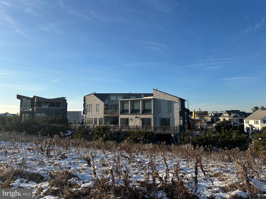 100 GLENDOLA AVENUE