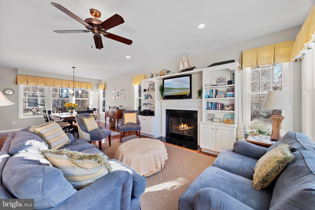 9 W SUMNER AVENUE