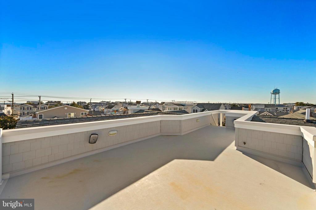 9 W SUMNER AVENUE