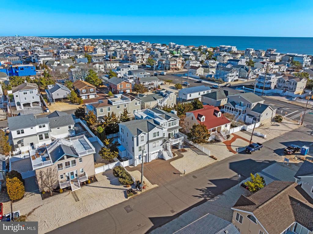 9 W SUMNER AVENUE