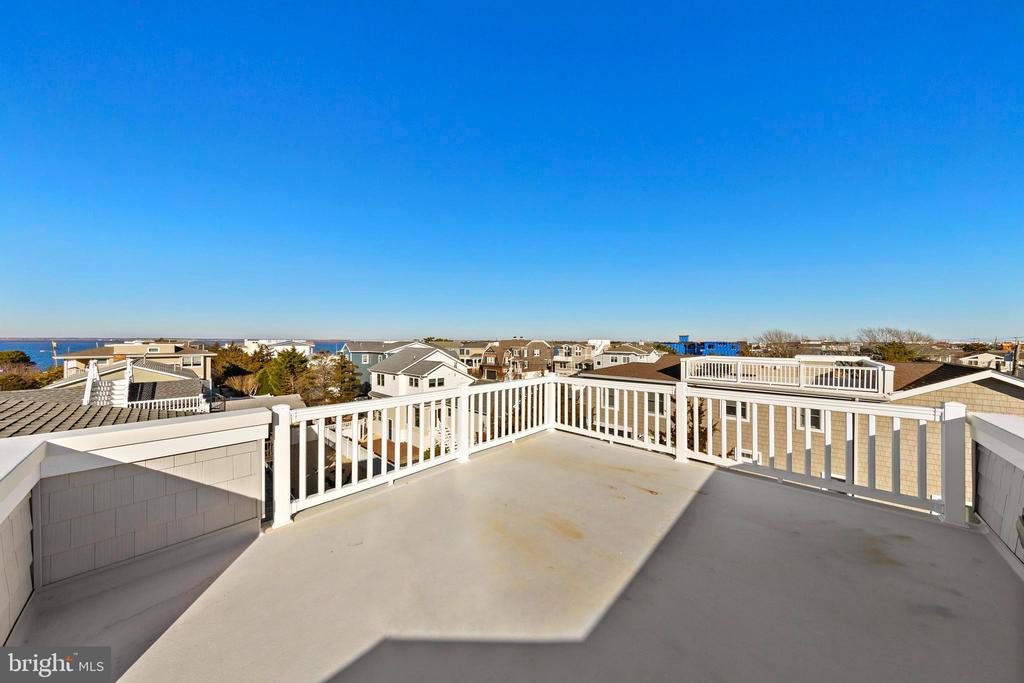 9 W SUMNER AVENUE