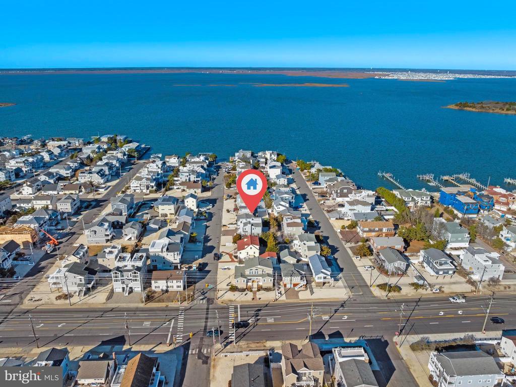 9 W SUMNER AVENUE
