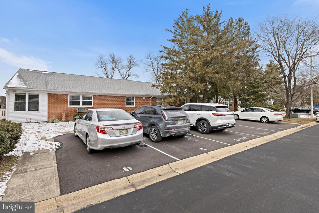 528 LILAC LANE Unit: A