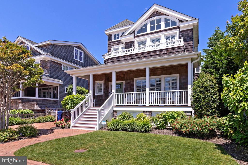 217 FAIRVIEW AVENUE