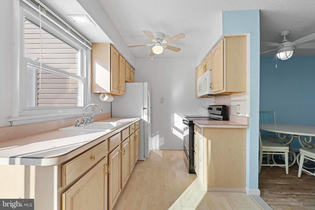 35 S SEAS COURT