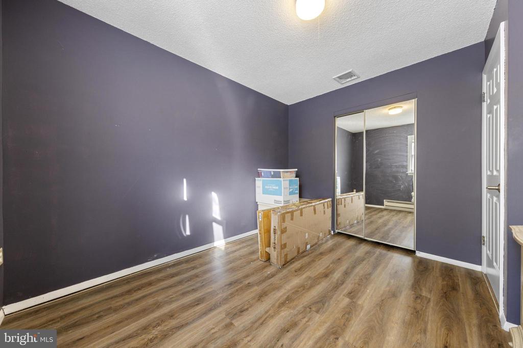 35 S SEAS COURT