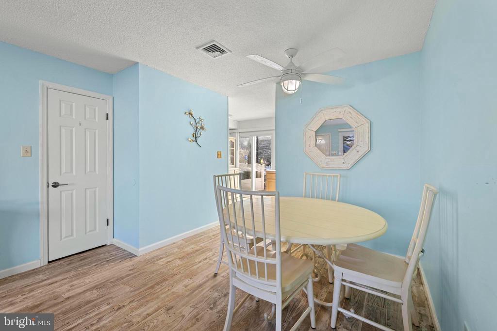 35 S SEAS COURT