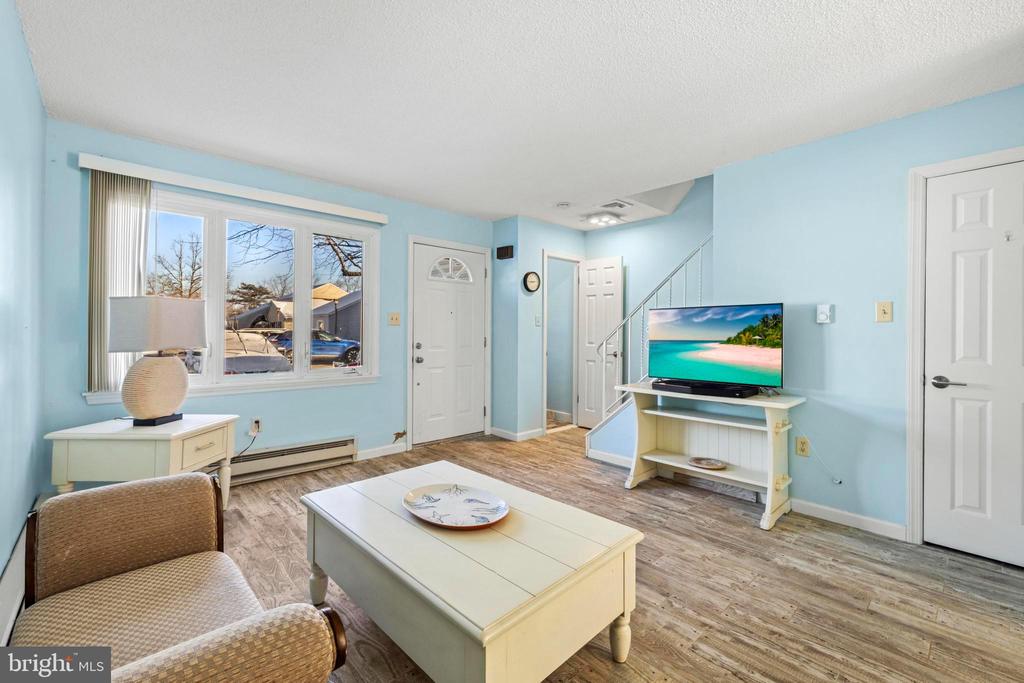 35 S SEAS COURT