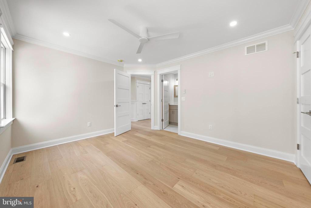 12 E MARINE LANE
