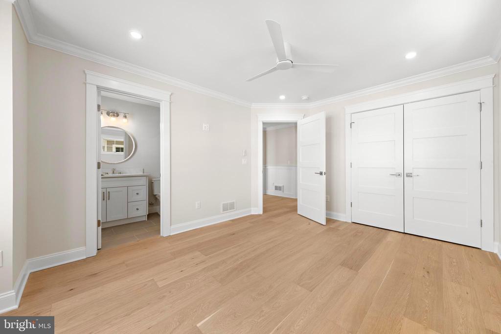 12 E MARINE LANE