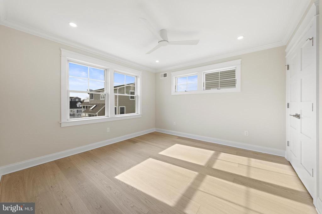 12 E MARINE LANE