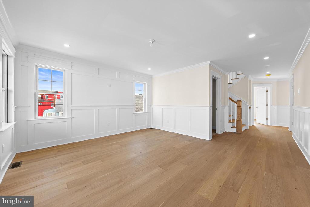 12 E MARINE LANE