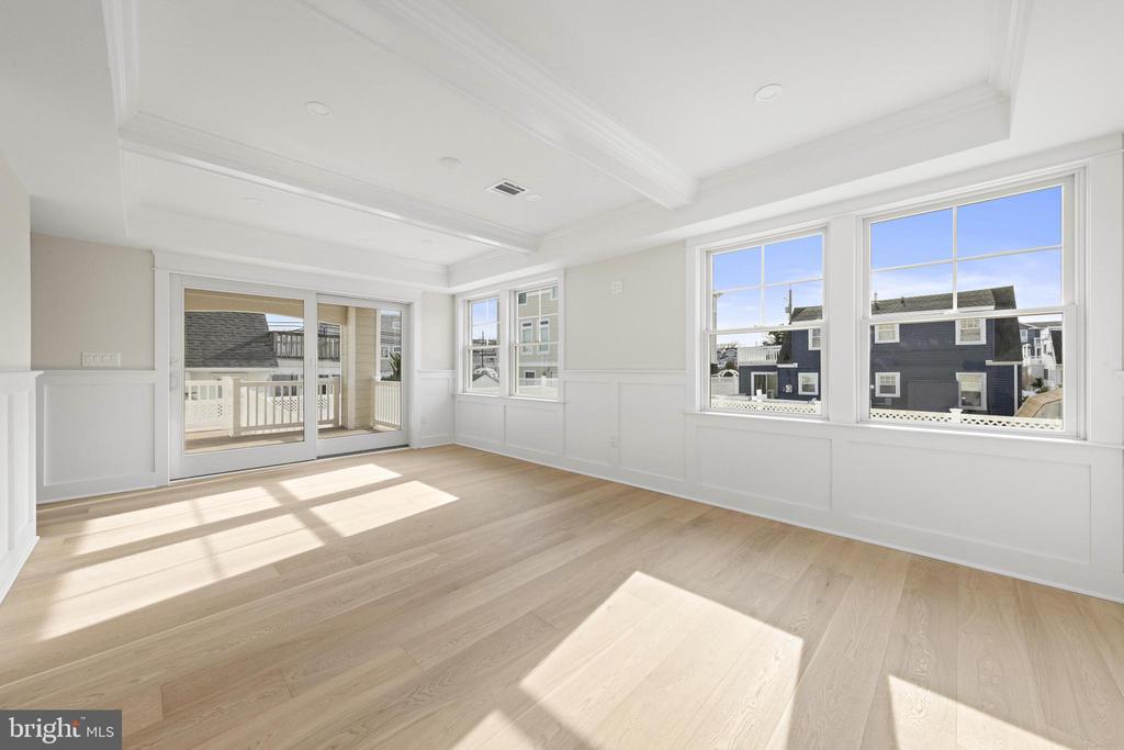 12 E MARINE LANE